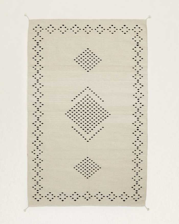 MIL DIAMONDS RUG